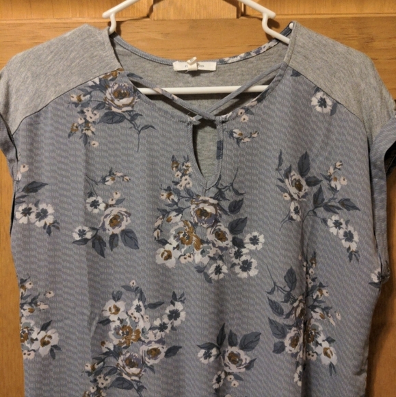 NWOT Maurices top - Picture 2 of 4